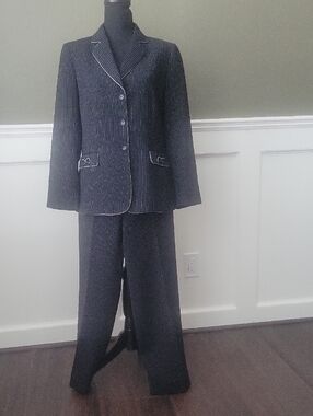 Tahari ASL Black Pinstripe Pantsuit with White Piping